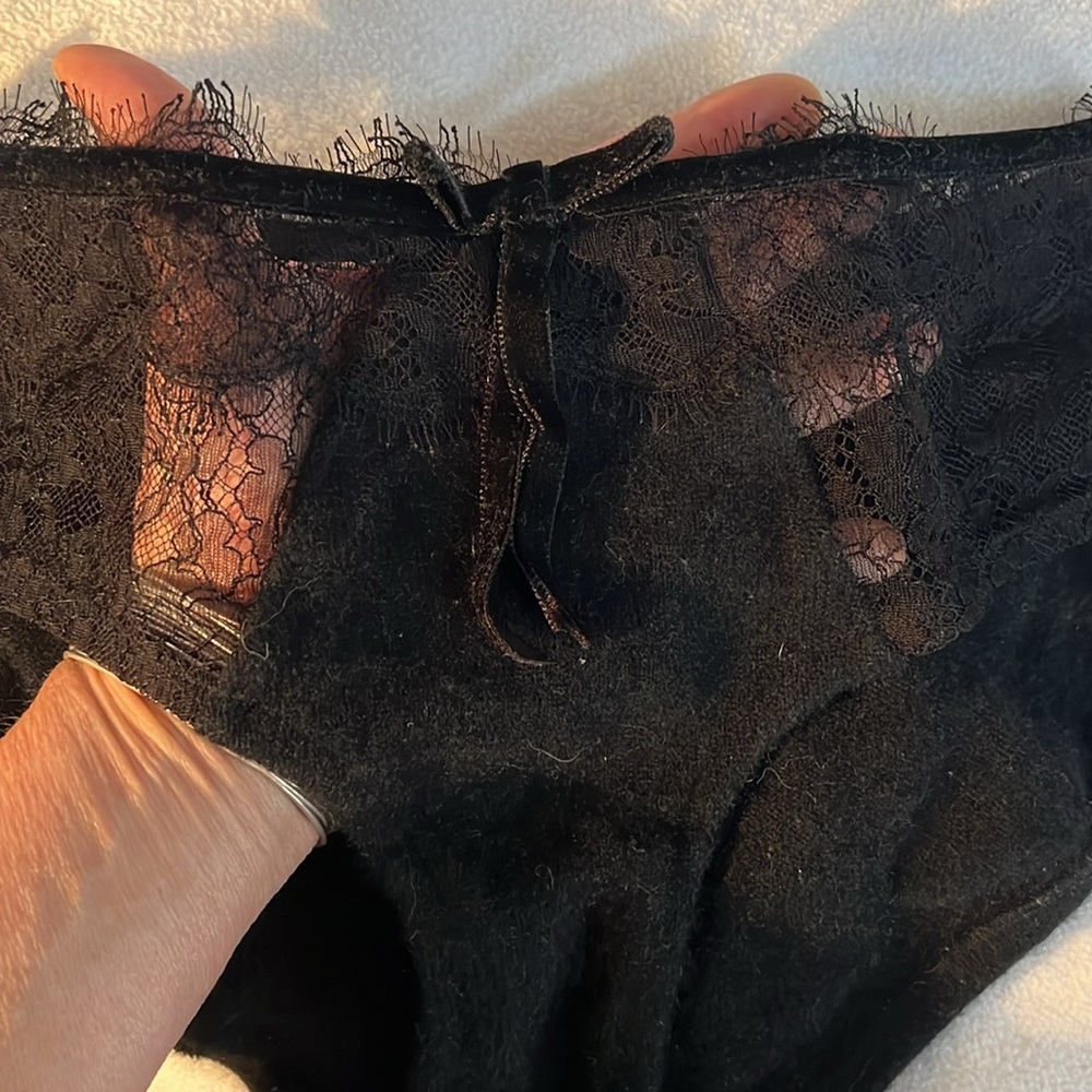 NWOT Wolford cashmere bra and panty set size small - Picture 5 of 8